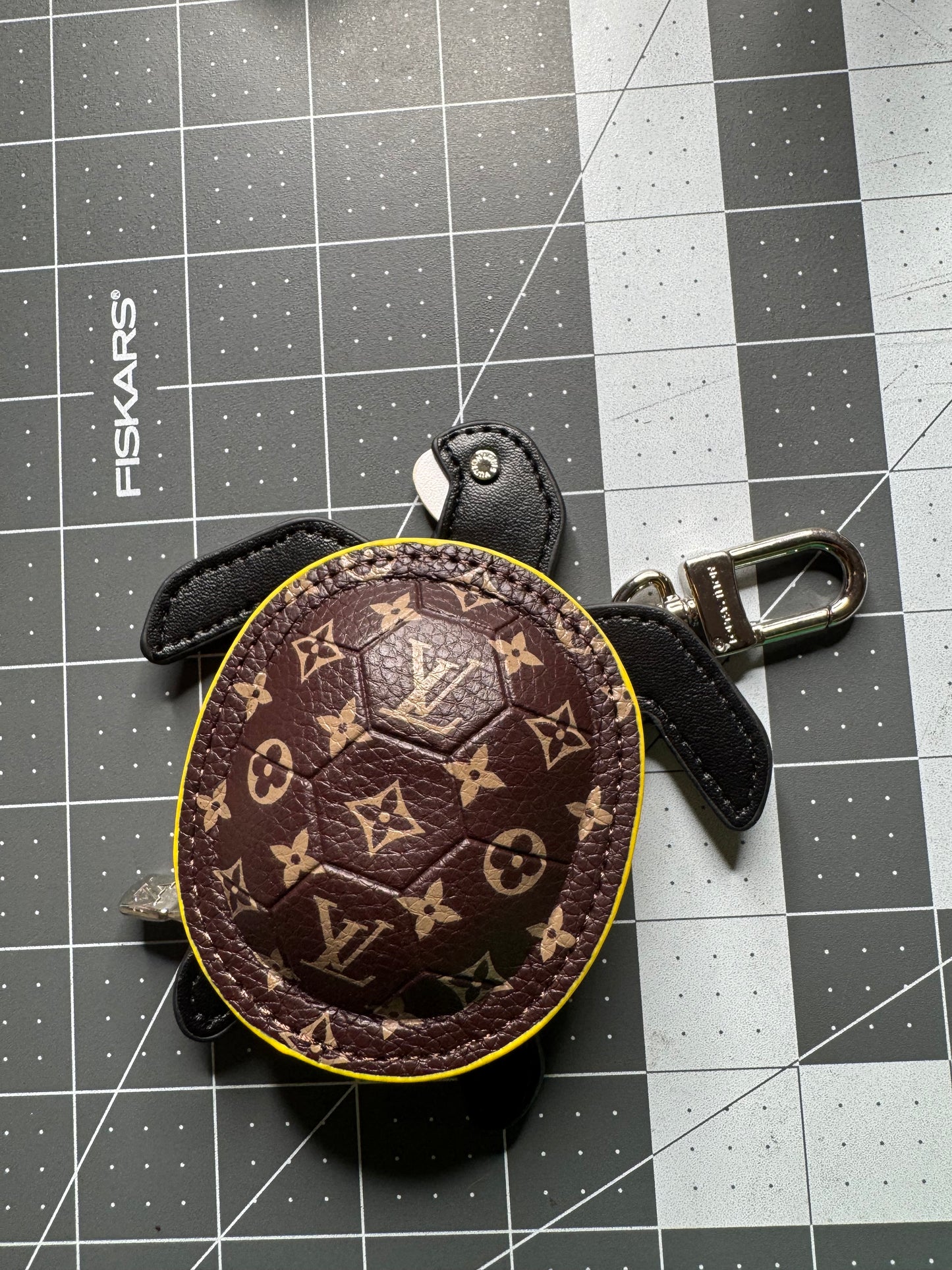 Turtle Pouch & Crab