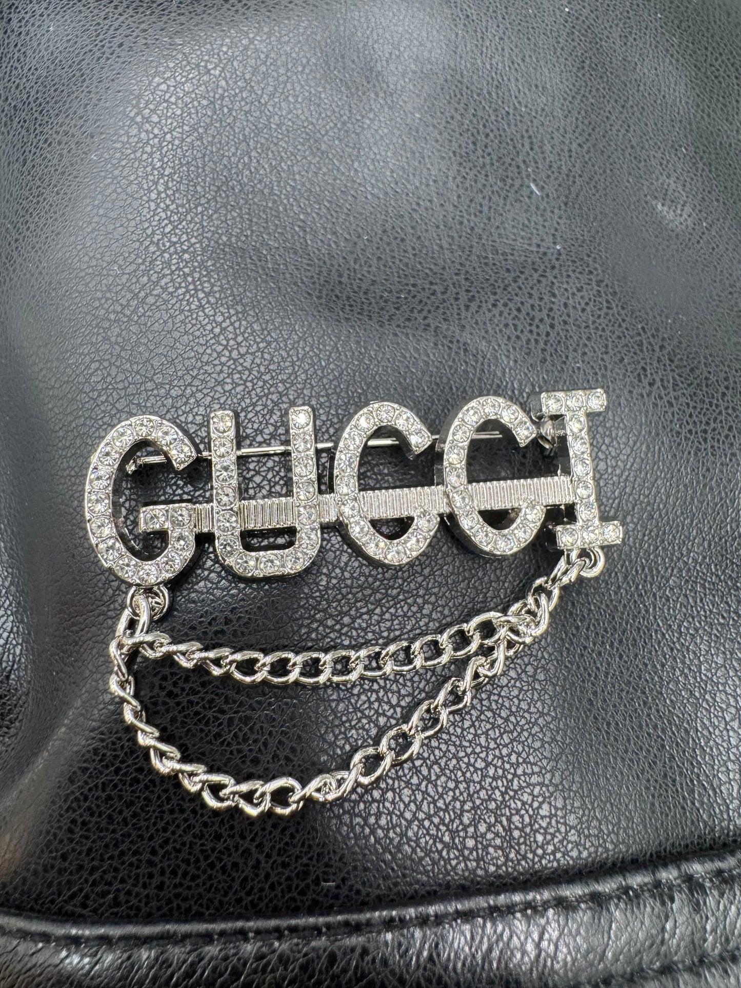 GG brooch
