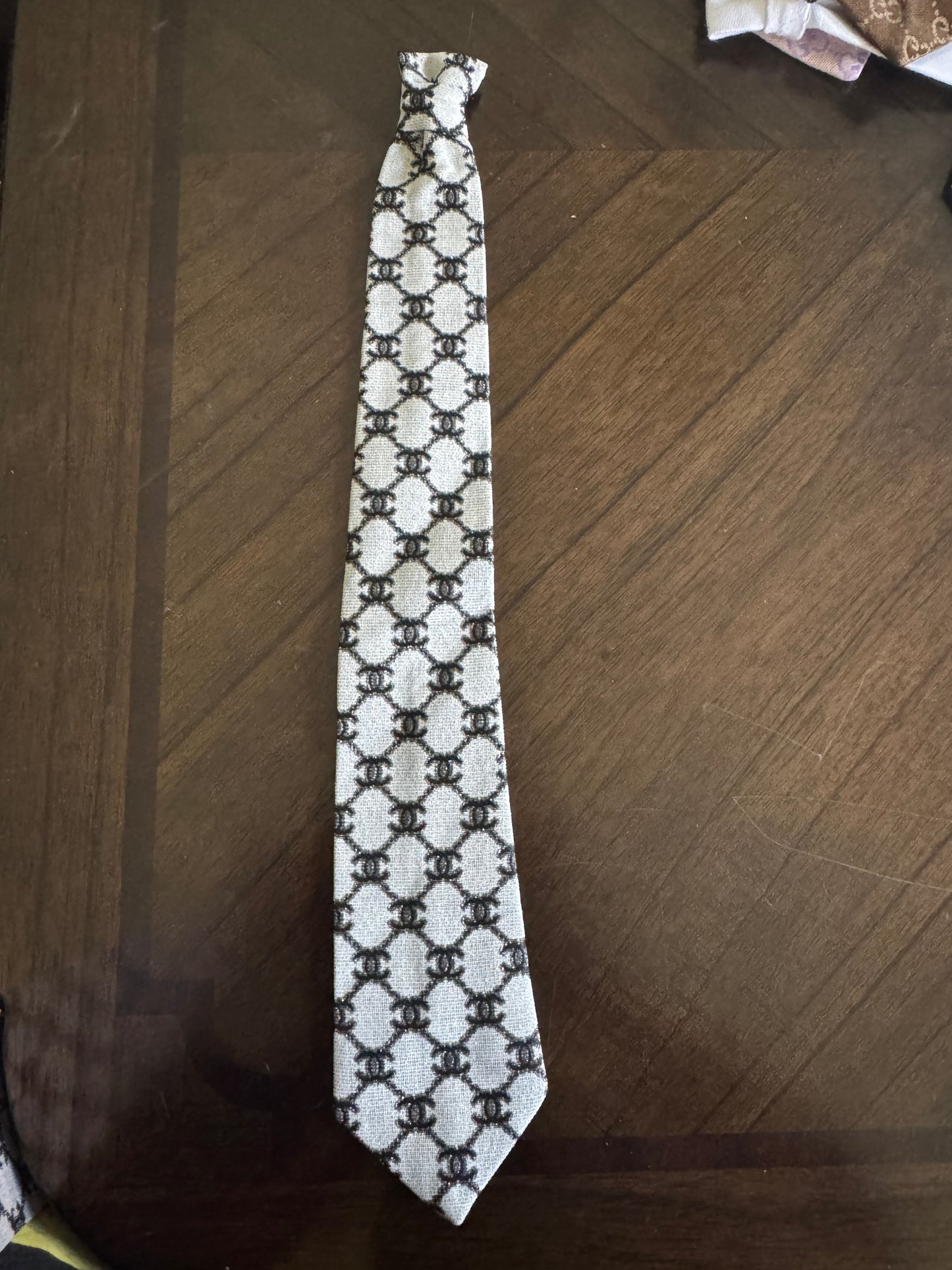 Tie