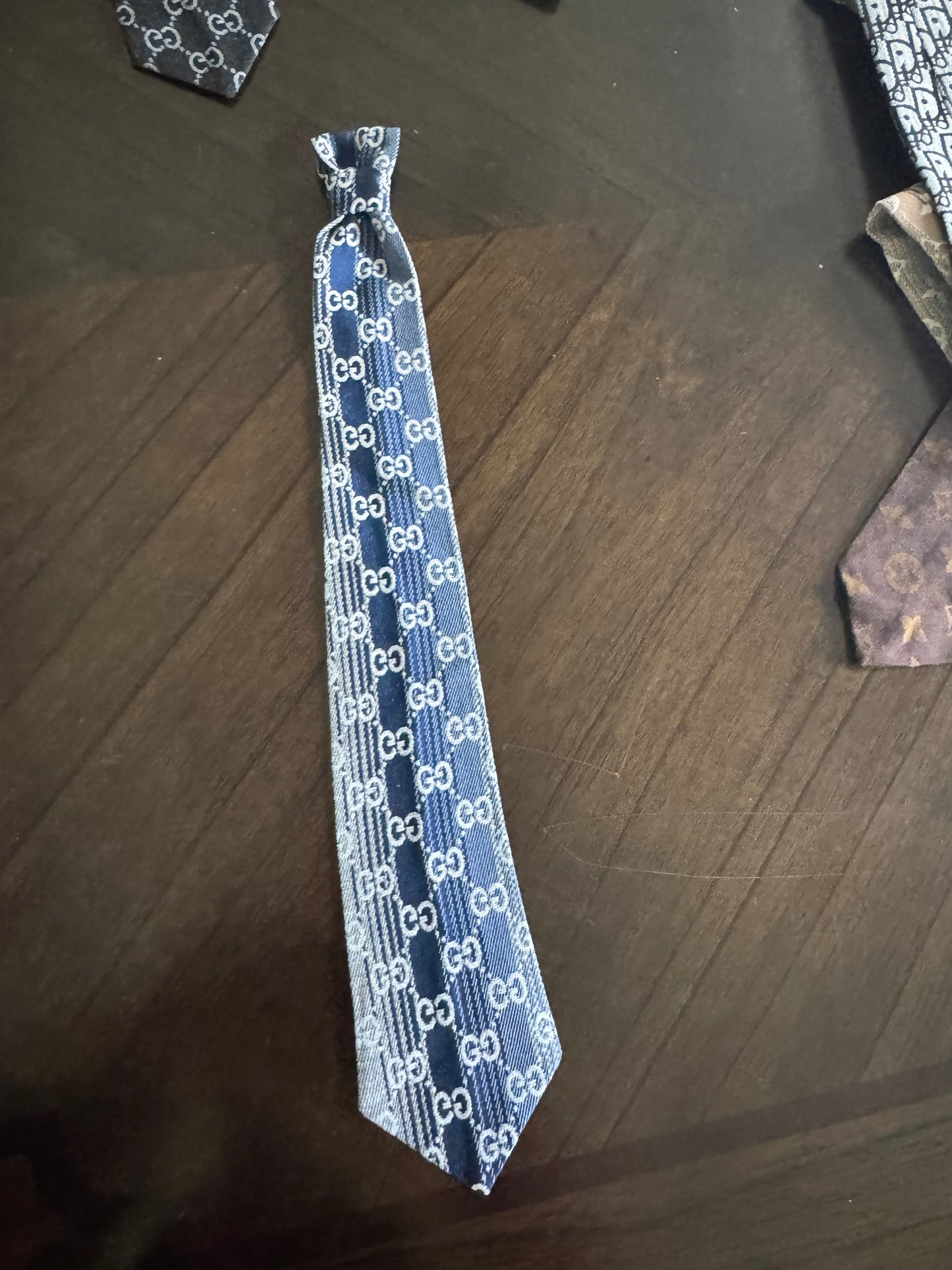 Tie