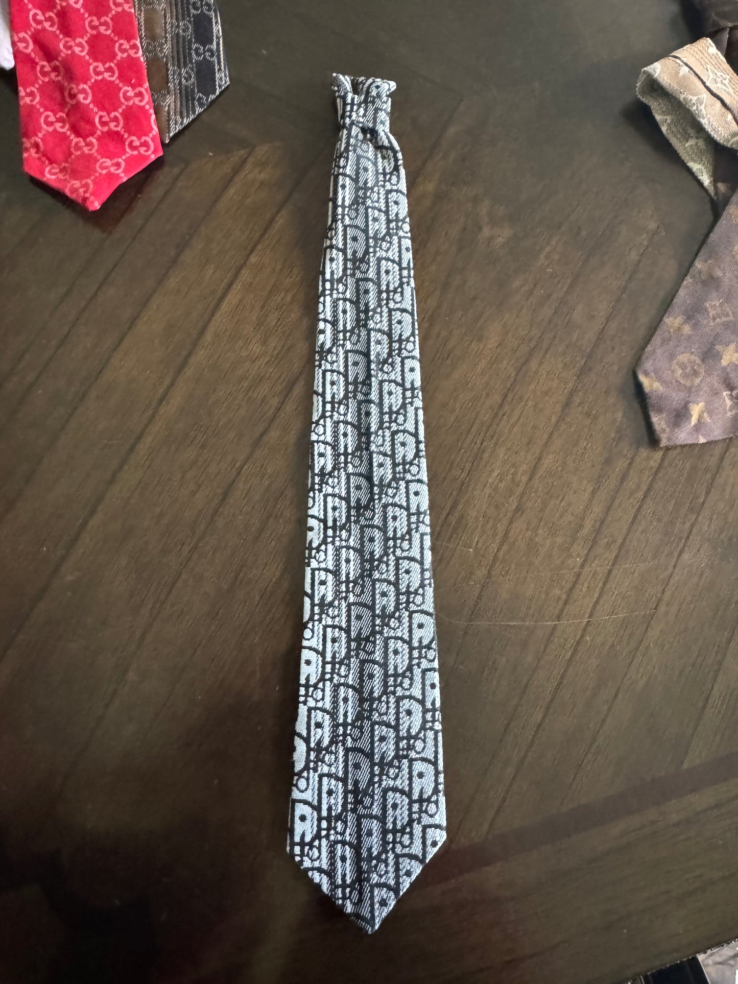 Tie