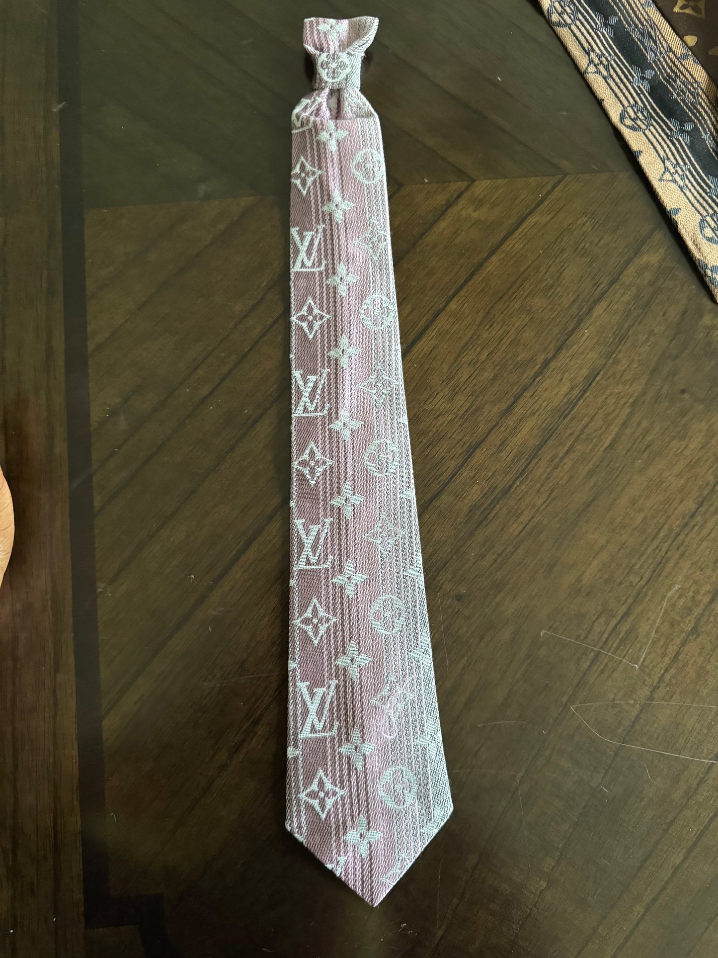 Tie