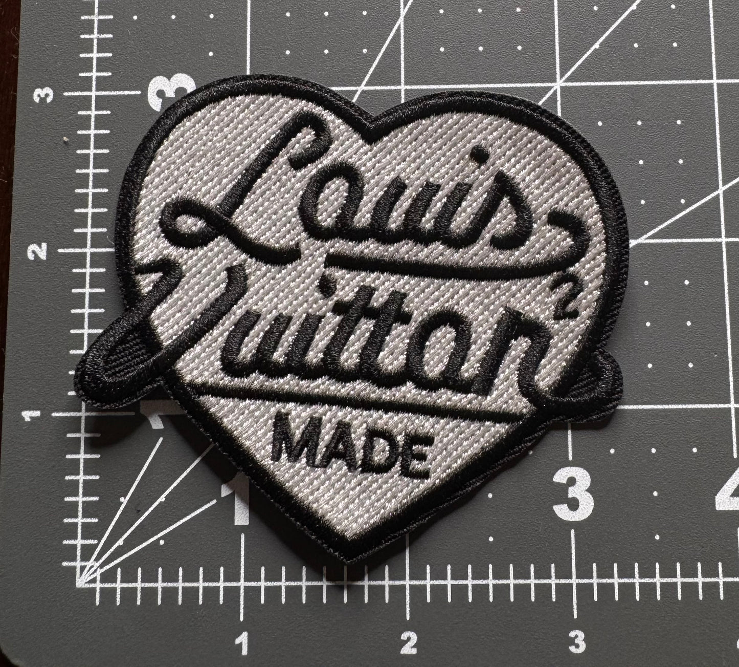 LV HEARTS