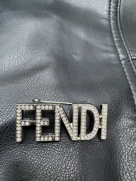 FF brooch