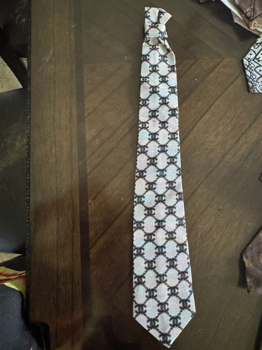 Tie